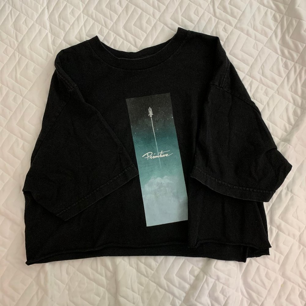 primitive black/turquoise cropped top